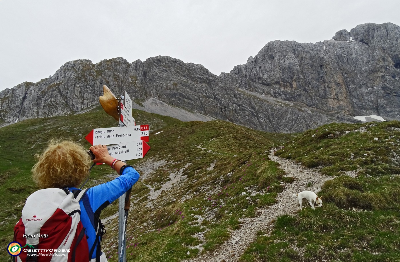 44 Passo degli Agnelli (1950 m).JPG -                                